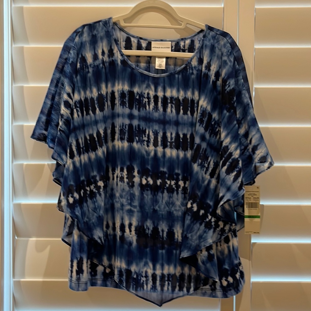 Alfred Dunner blue tie dye pattern blouse